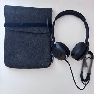 BRAND NEW Jabra Evolve2 30 Headphones On Ear with Microphone USB-C